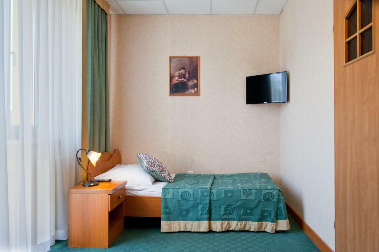 Pensjonat Henryk Krynica-Zdrój Exterior foto